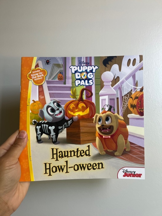 Disney Other - Disney Puppy Dog Pals Haunted Howl-oween Book